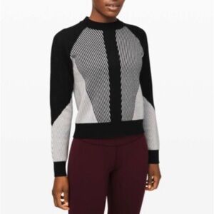 lululemon athletica Black and Gray Crew Neck Sweater